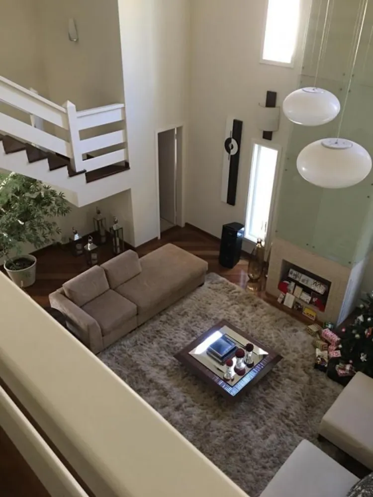 Casa, 4 quartos, 347 m² - Foto 1