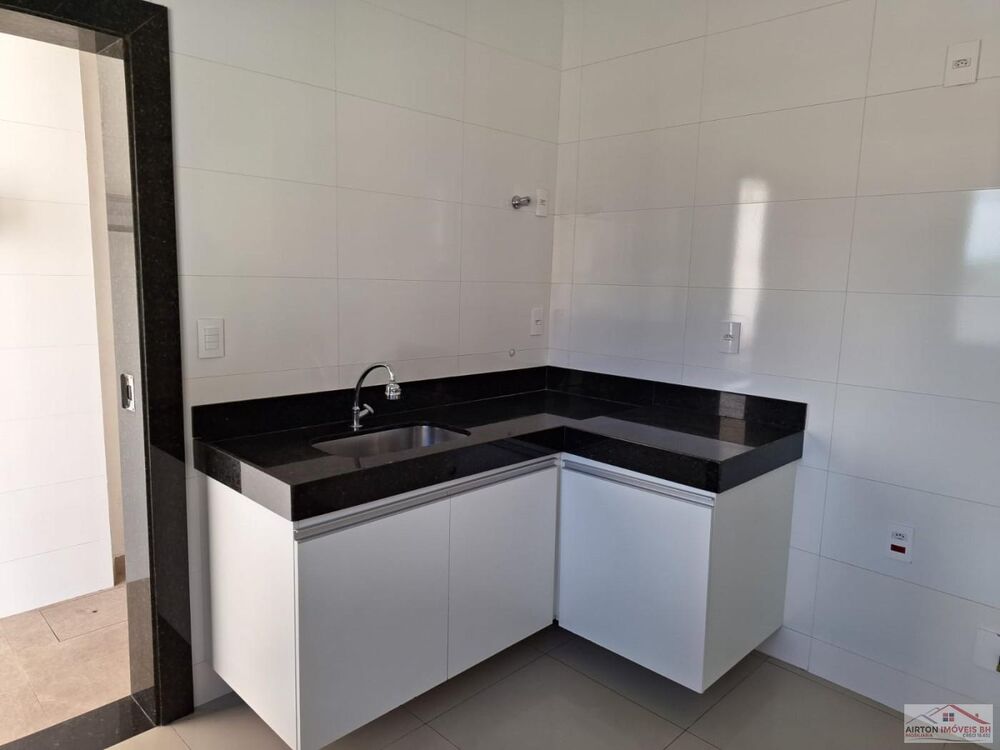 Casa, 3 quartos, 300 m² - Foto 4