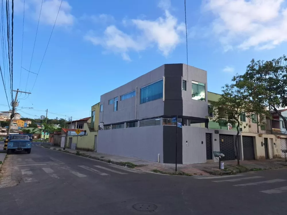 Casa, 4 quartos, 195 m² - Foto 2