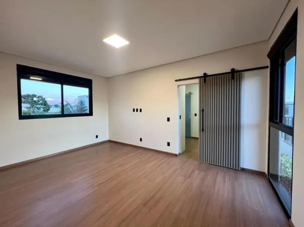 Casa, 4 quartos, 352 m² - Foto 1