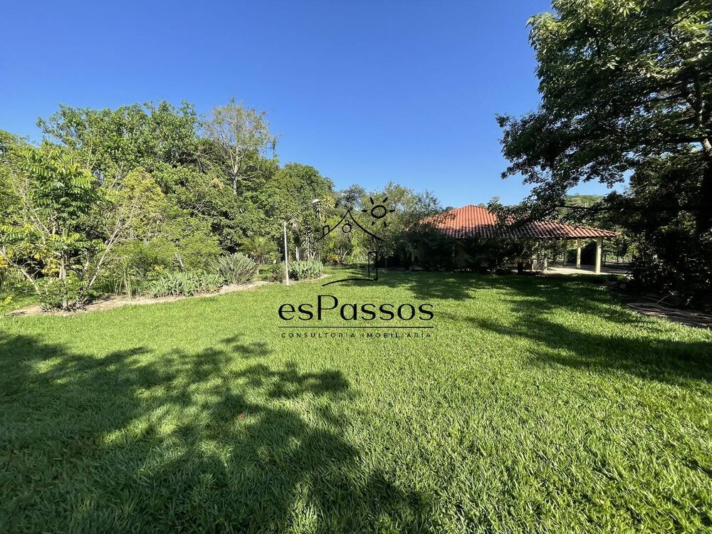 Sítio, 3 quartos, 5000 m² - Foto 1