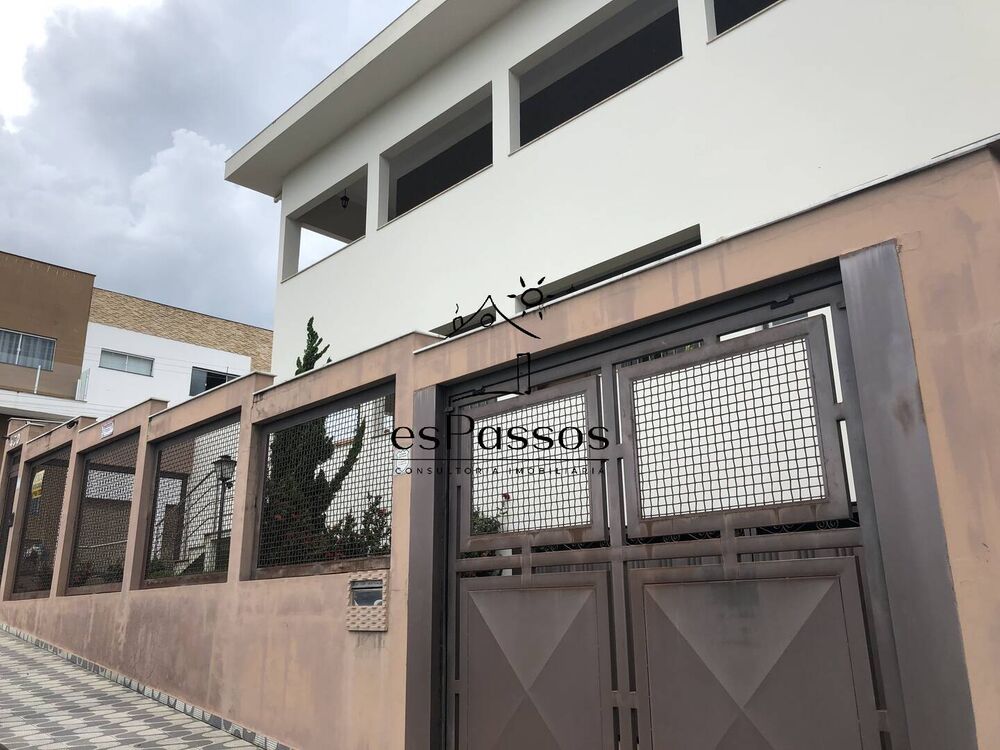Casa, 6 quartos, 312 m² - Foto 38