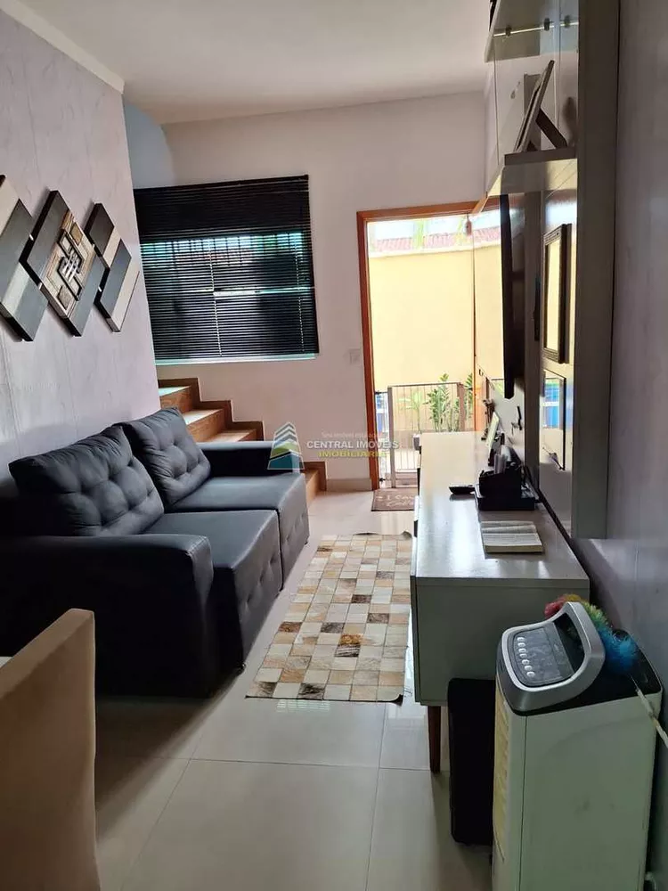 Sobrado à venda com 2 quartos, 59m² - Foto 2