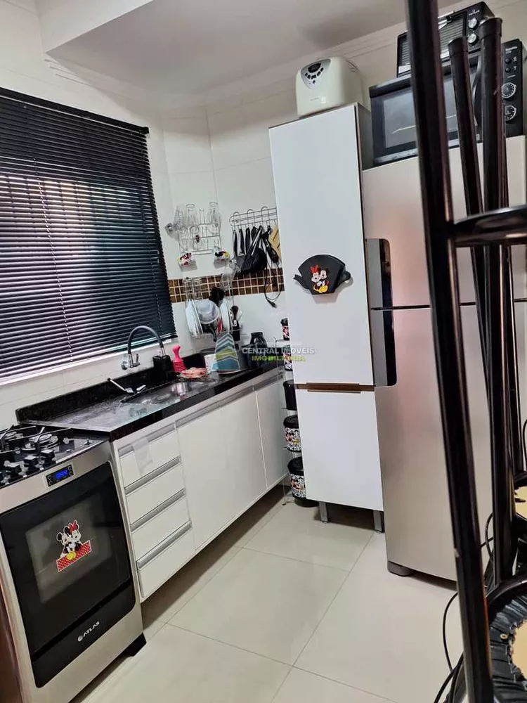 Sobrado à venda com 2 quartos, 59m² - Foto 4