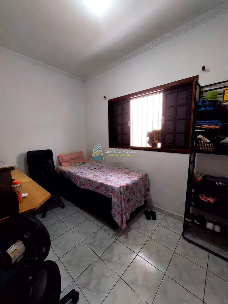 Casa, 3 quartos, 74 m² - Foto 1