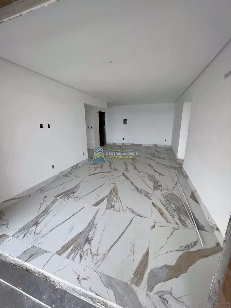 Apartamento à venda com 3 quartos, 126m² - Foto 3