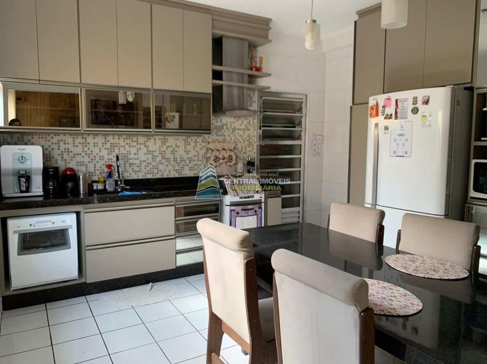 Sobrado, 2 quartos, 400 m² - Foto 3