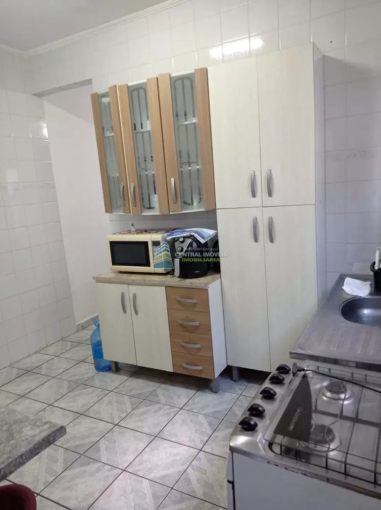 Apartamento à venda com 1 quarto, 45m² - Foto 2