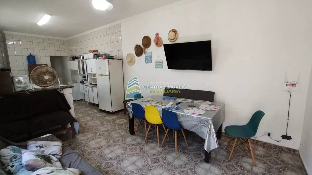 Casa à venda com 3 quartos, 126m² - Foto 2