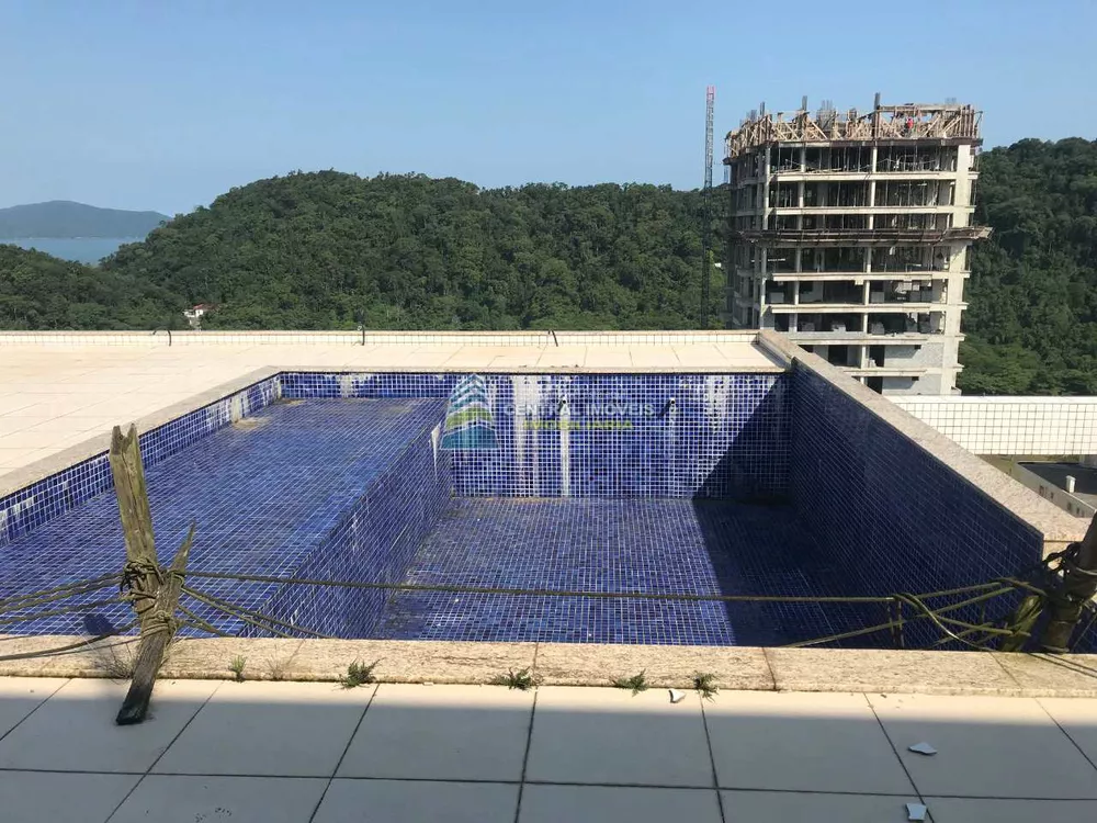 Cobertura à venda com 4 quartos, 363m² - Foto 2