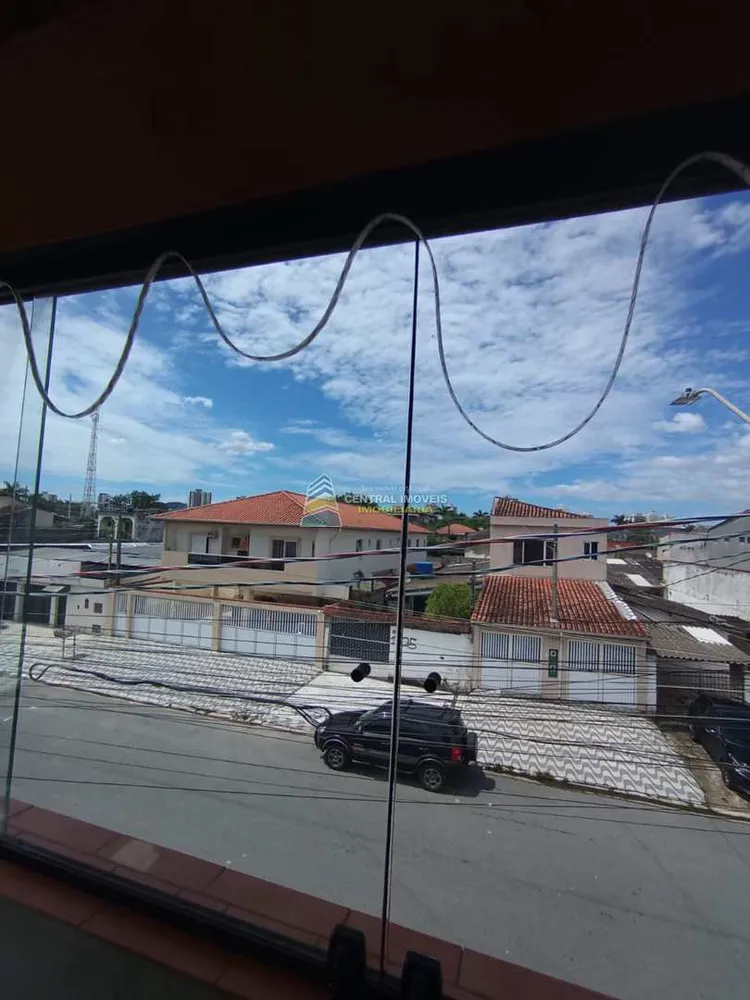 Sobrado, 3 quartos, 233 m² - Foto 3