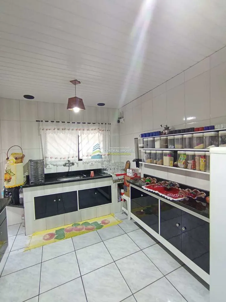 Sobrado, 3 quartos, 233 m² - Foto 2