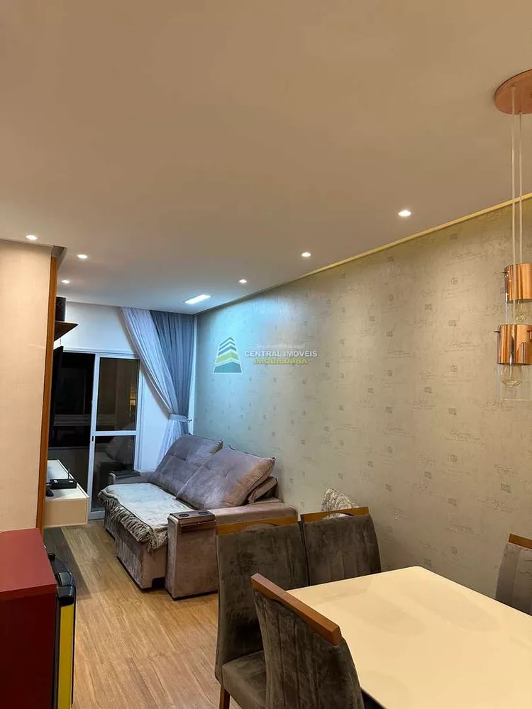 Apartamento à venda com 2 quartos, 77m² - Foto 4