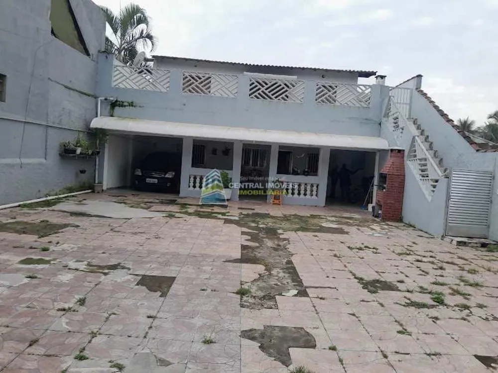 Casa, 3 quartos, 225 m² - Foto 1