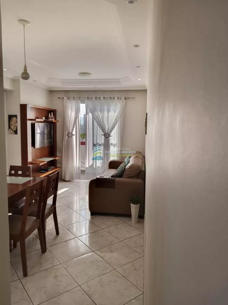 Apartamento à venda com 2 quartos, 52m² - Foto 2