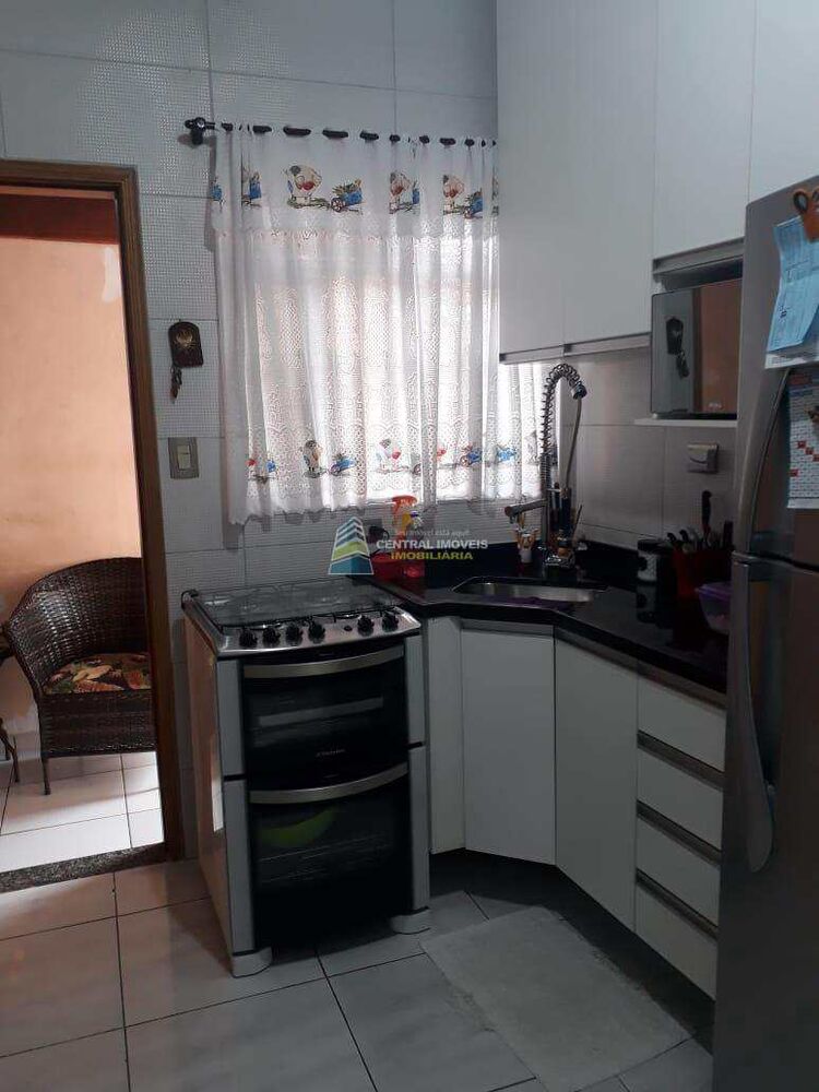 Casa, 2 quartos, 80 m² - Foto 1