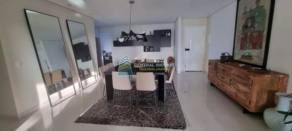 Apartamento à venda com 3 quartos, 156m² - Foto 3