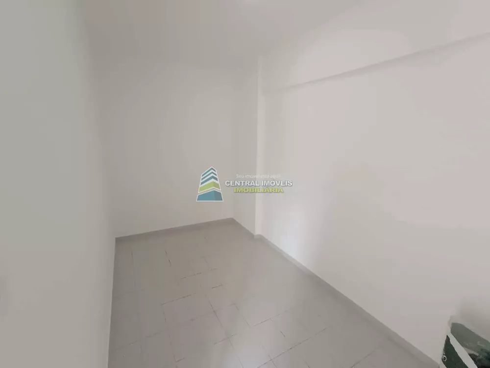 Apartamento à venda com 3 quartos, 180m² - Foto 6