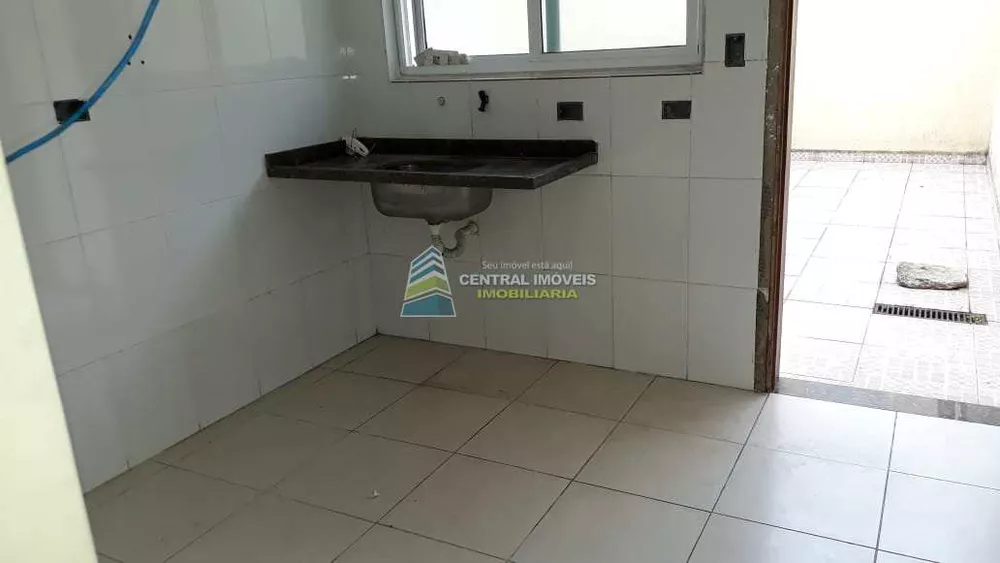 Sobrado à venda com 2 quartos, 78m² - Foto 4