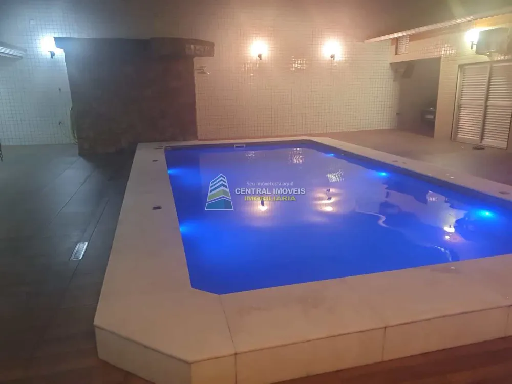 Casa, 5 quartos, 600 m² - Foto 1