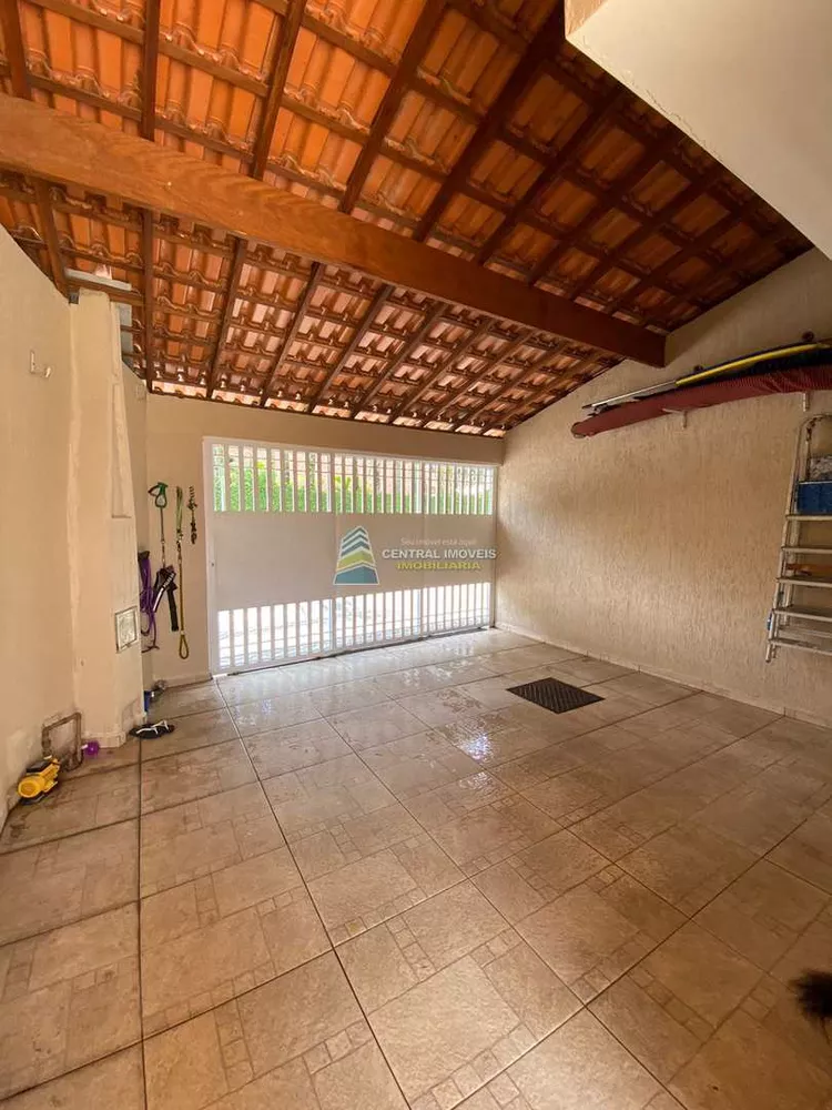 Casa à venda com 3 quartos, 106m² - Foto 4