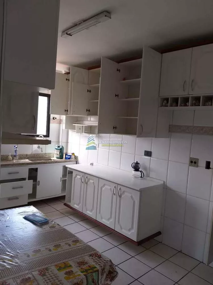 Apartamento à venda com 2 quartos, 77m² - Foto 4