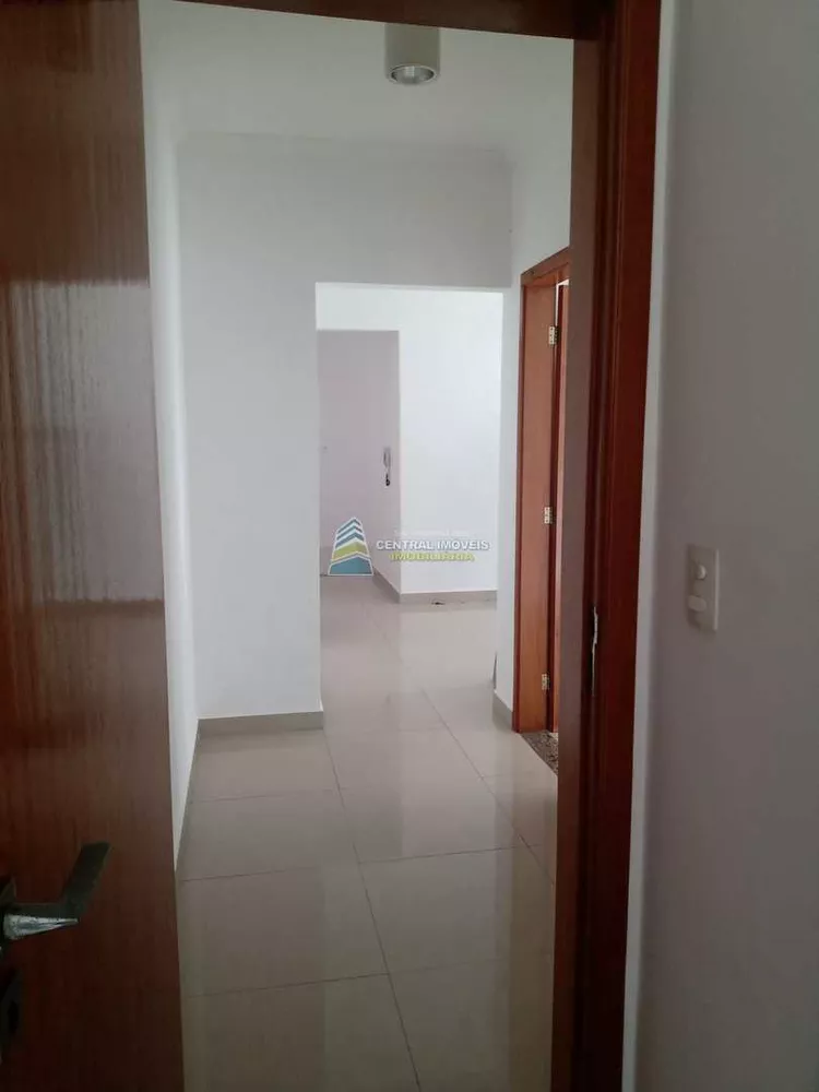 Apartamento para alugar com 2 quartos, 95m² - Foto 18