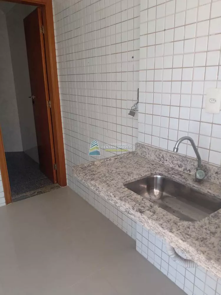 Apartamento para alugar com 2 quartos, 95m² - Foto 6