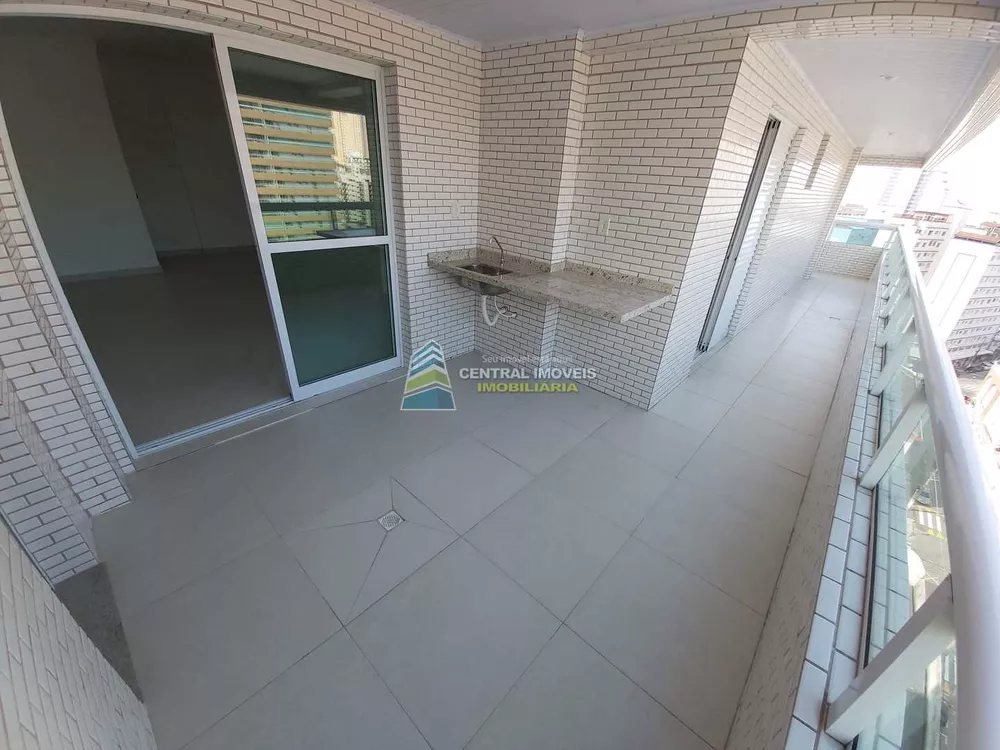 Apartamento à venda com 3 quartos, 121m² - Foto 2