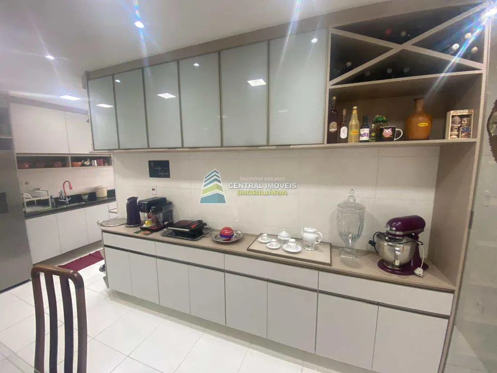 Apartamento, 3 quartos, 132 m² - Foto 2
