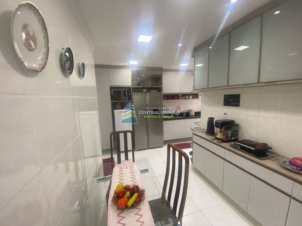 Apartamento, 3 quartos, 132 m² - Foto 1