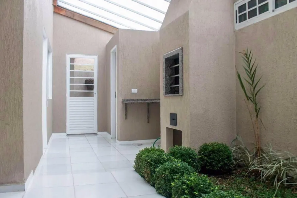 Casa, 3 quartos, 200 m² - Foto 1