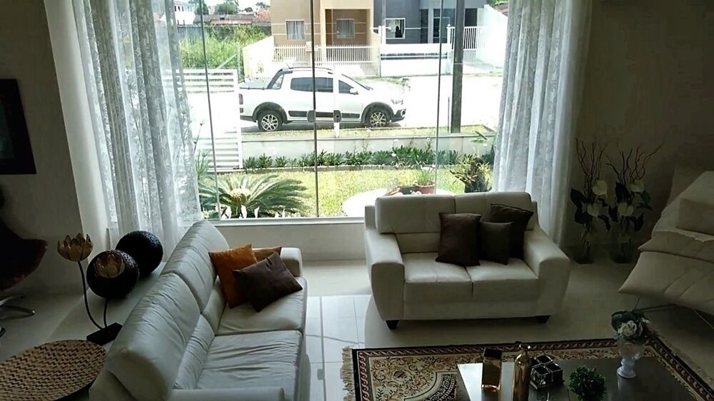 Sobrado, 3 quartos, 294 m² - Foto 1
