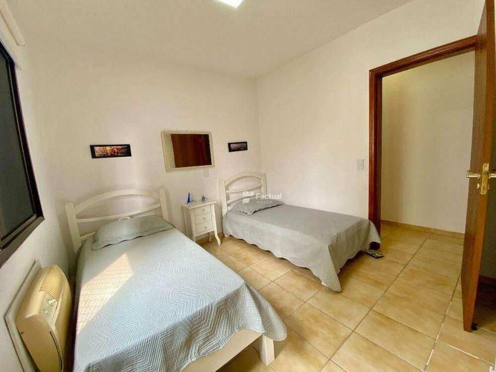 Apartamento à venda com 3 quartos, 130m² - Foto 2