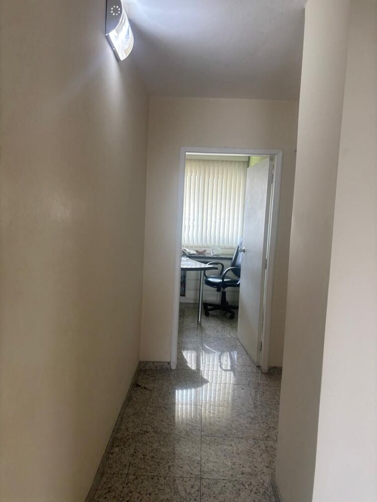 Conjunto Comercial-Sala à venda com 5 quartos, 141m² - Foto 7