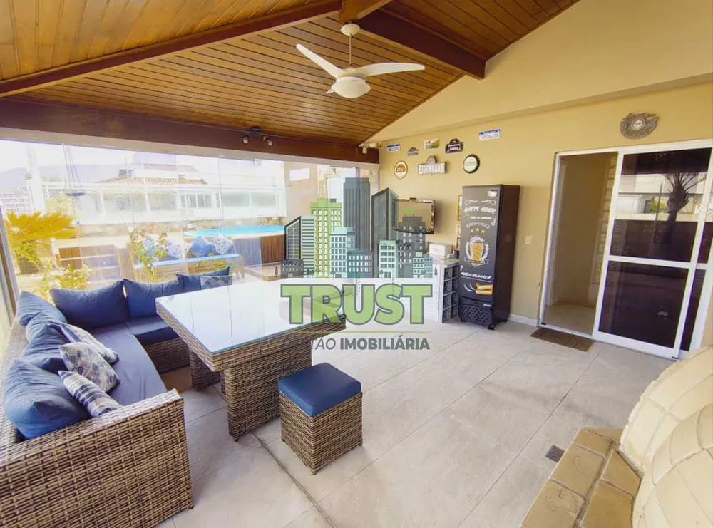 Apartamento, 4 quartos, 212 m² - Foto 1