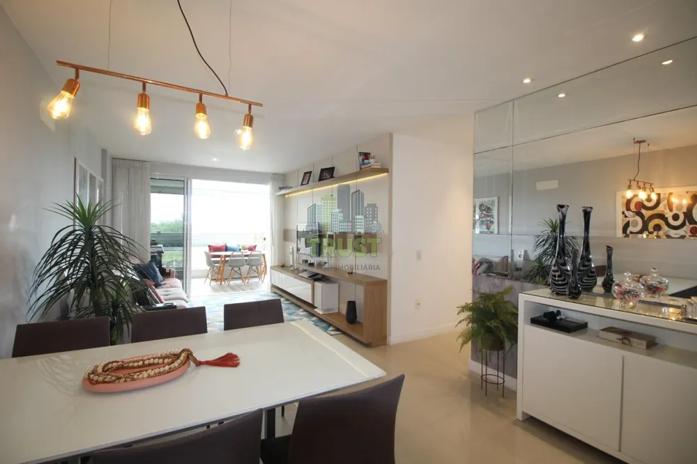 Apartamento, 3 quartos, 110 m² - Foto 2