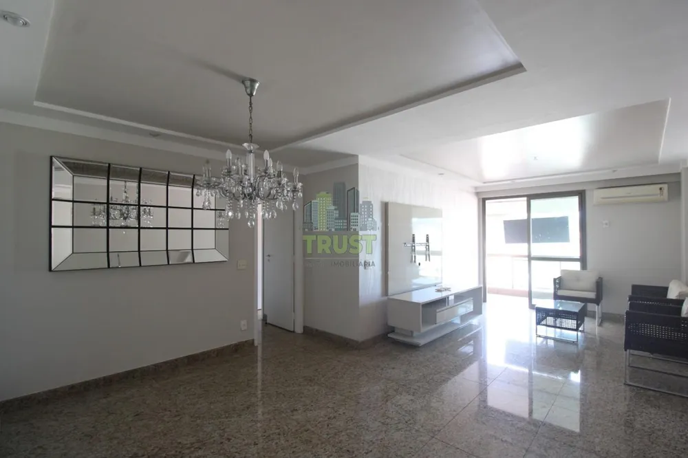 Apartamento, 3 quartos, 145 m² - Foto 1
