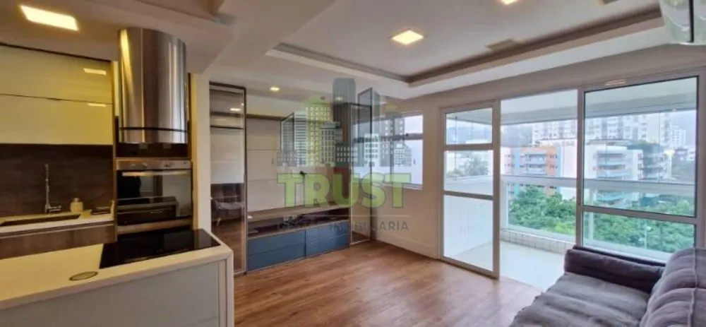 Cobertura, 3 quartos, 168 m² - Foto 2