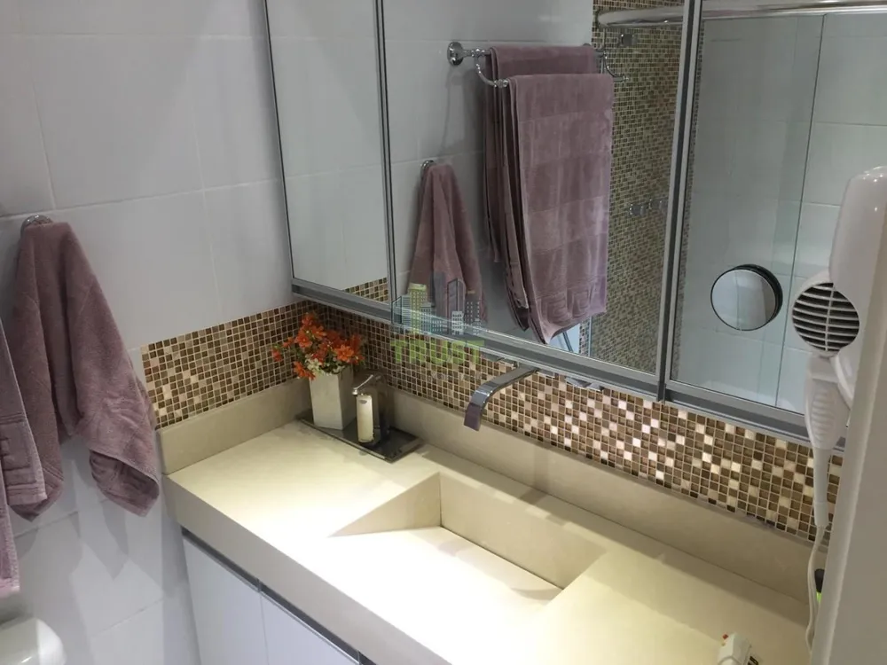 Cobertura, 3 quartos, 196 m² - Foto 15