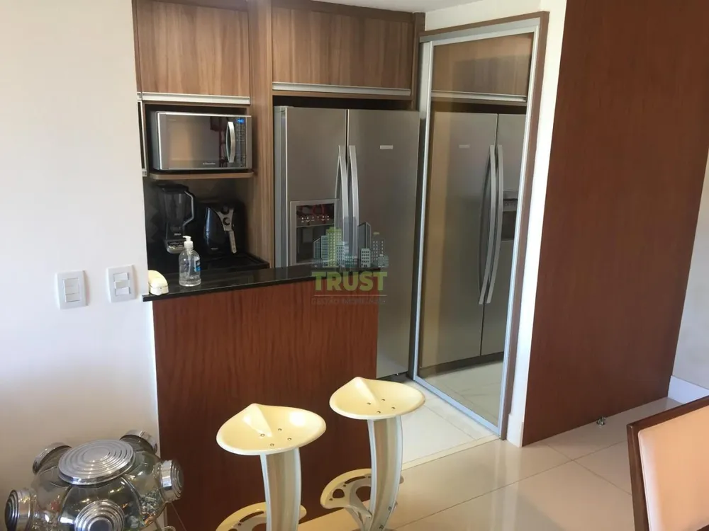 Cobertura, 3 quartos, 196 m² - Foto 5