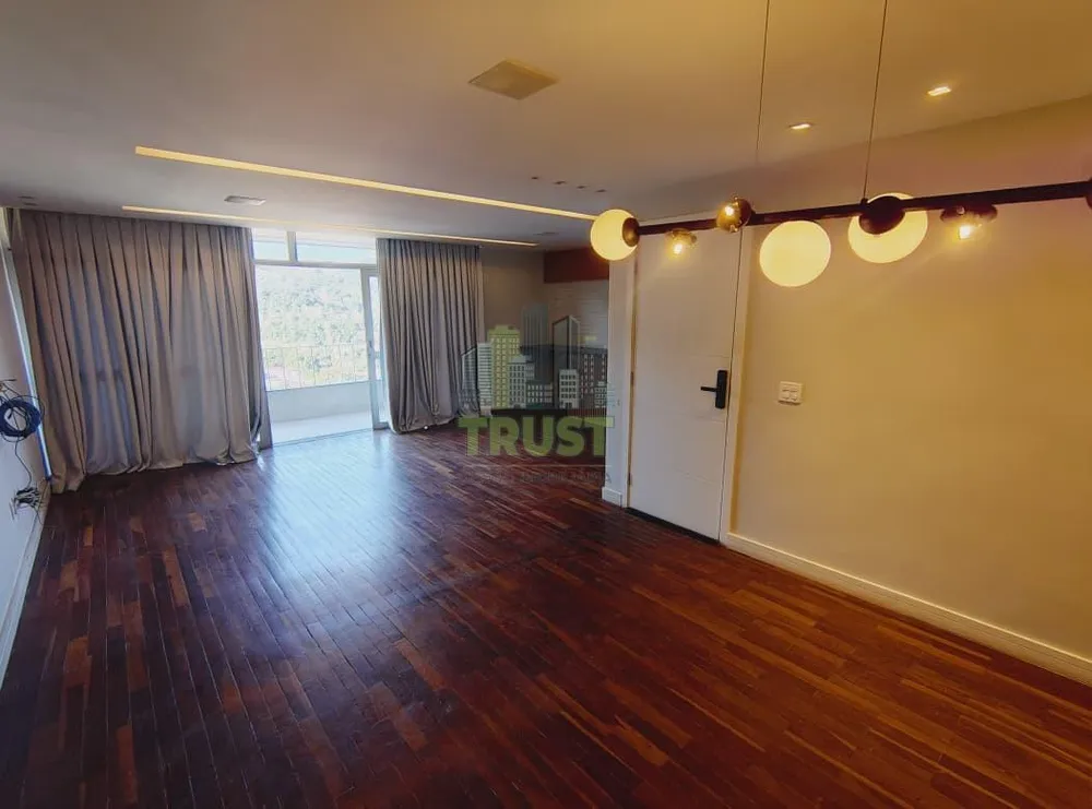 Apartamento, 3 quartos, 145 m² - Foto 2