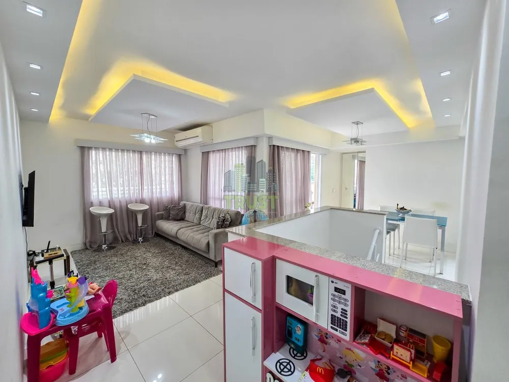 Cobertura, 3 quartos, 175 m² - Foto 2