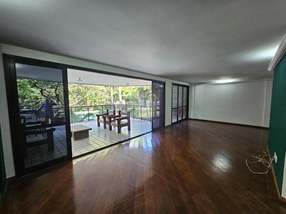 Apartamento, 3 quartos, 184 m² - Foto 1