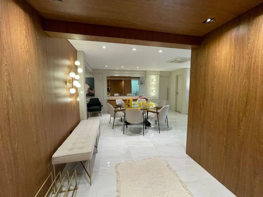 Apartamento, 3 quartos, 161 m² - Foto 2