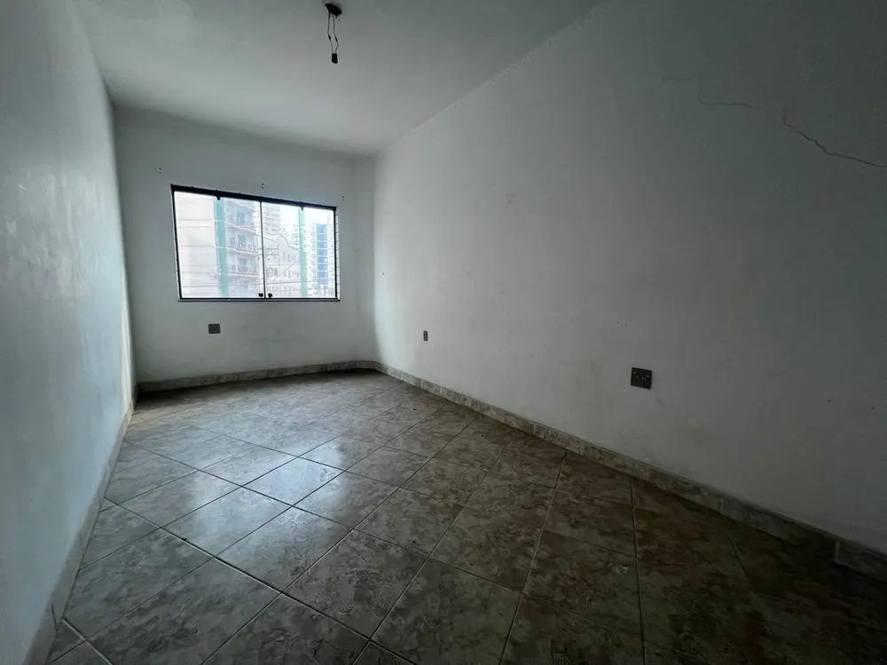 Loja-Salão, 700 m² - Foto 1