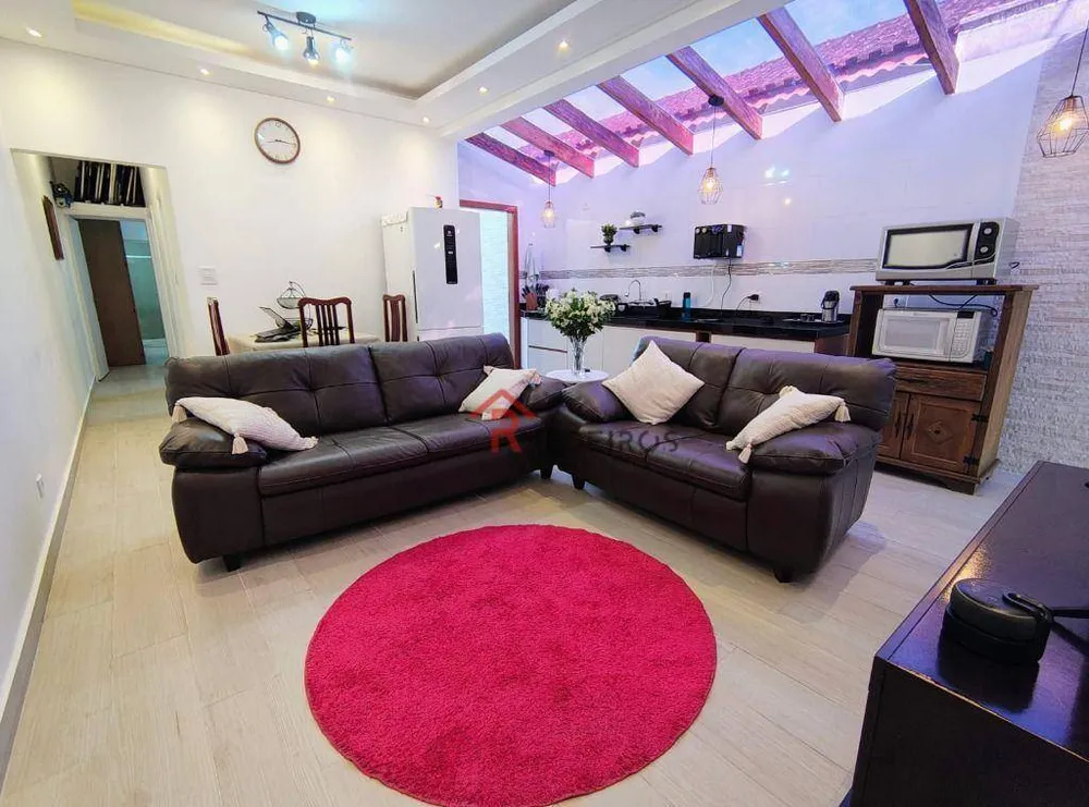 Casa, 3 quartos, 90 m² - Foto 1