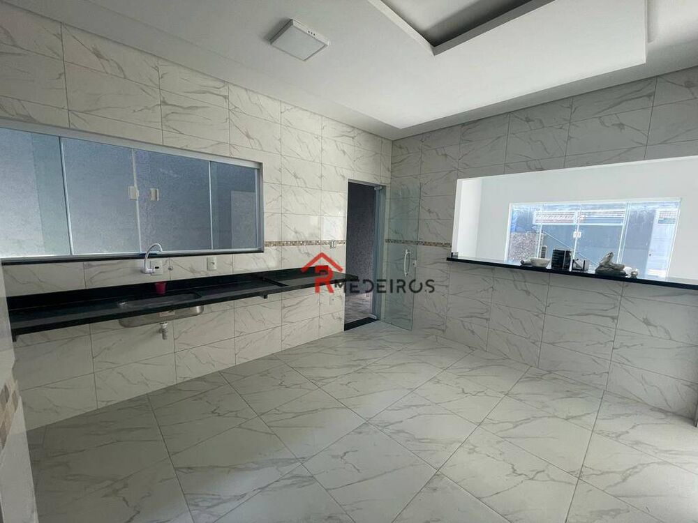 Casa à venda com 3 quartos, 156m² - Foto 4