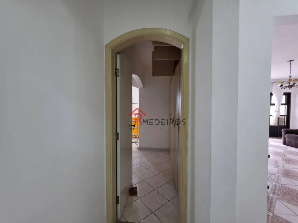 Apartamento, 3 quartos, 220 m² - Foto 4
