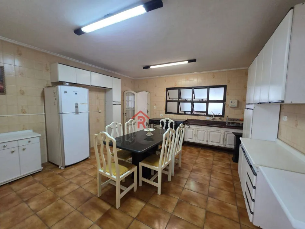 Apartamento, 3 quartos, 220 m² - Foto 10